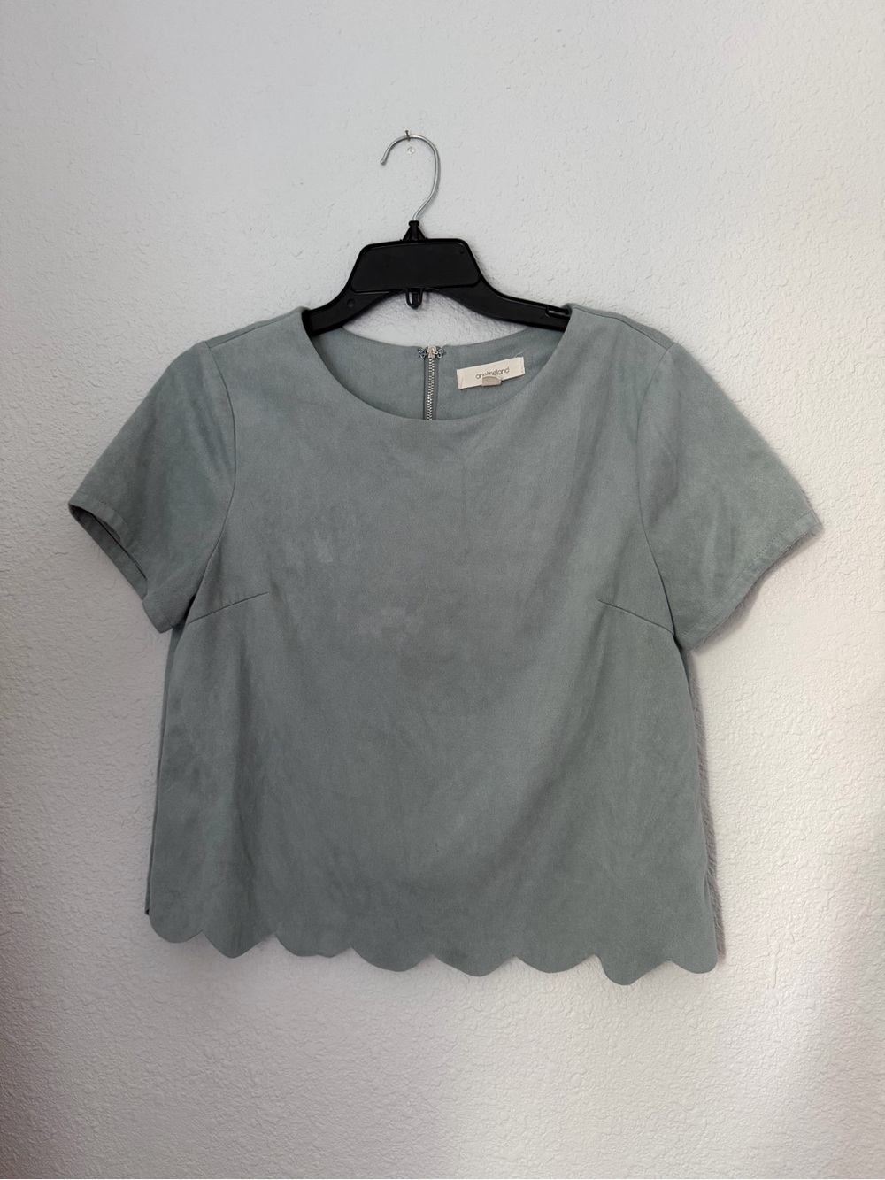 Ontheland Faux Suede Scallop Top